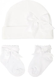Baby muts met sokjes kleur wit maat 0-3 maanden|Bonnet bébé avec chaussettes couleur blanc taille 0-3 mois