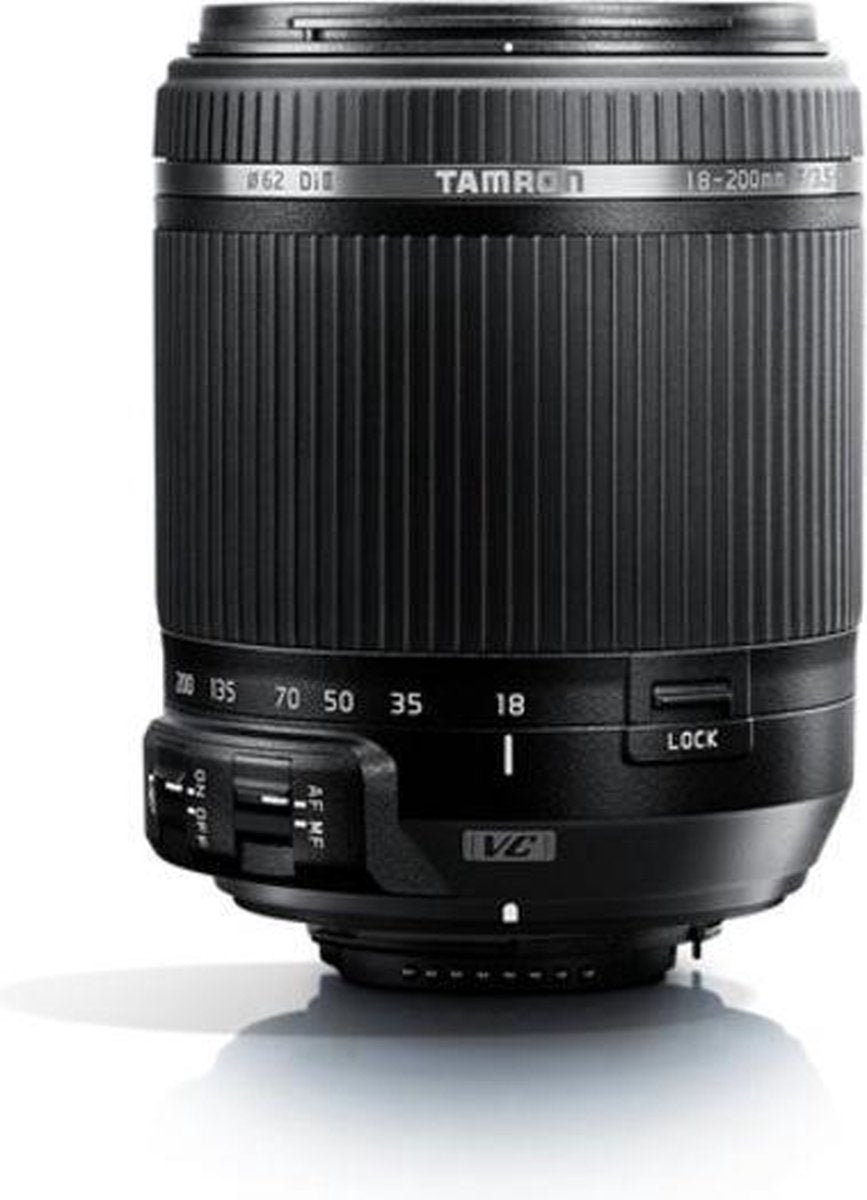 Tamron 18-200mm f/3.5-6.3 XR Di-II Nikon