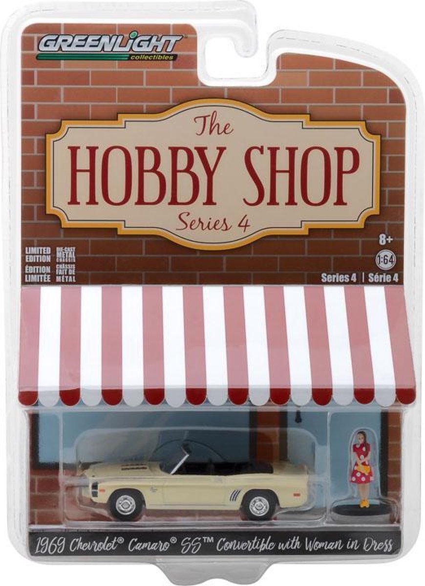 Chevrolet Camaro convertible with woman in dress 1:64