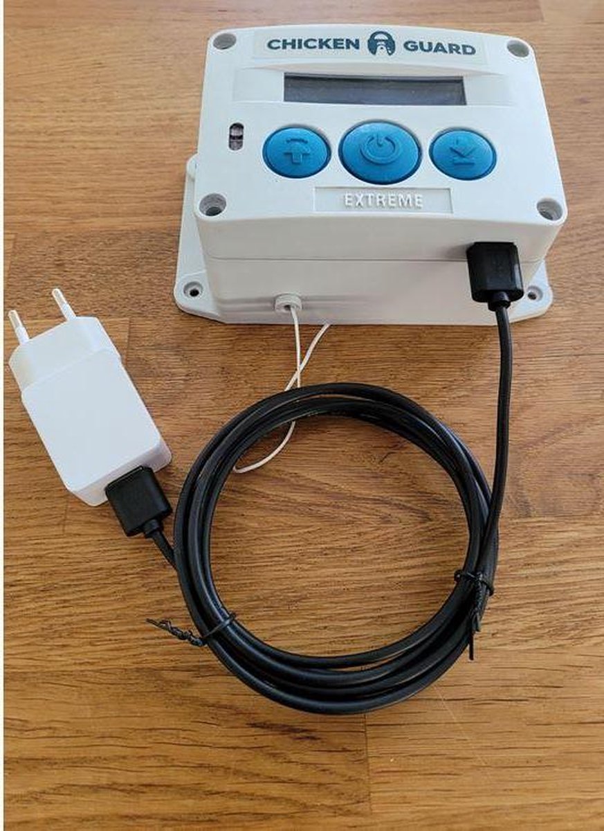 Chickenguard Premium Automatische hokopener met adapter  - met ingebouwde lichtsensor en timer