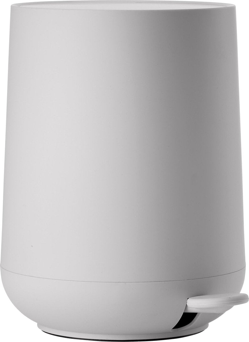 Pedaalemmer - Nova - Zone Denmark - zacht grijs - soft touch - 5 liter