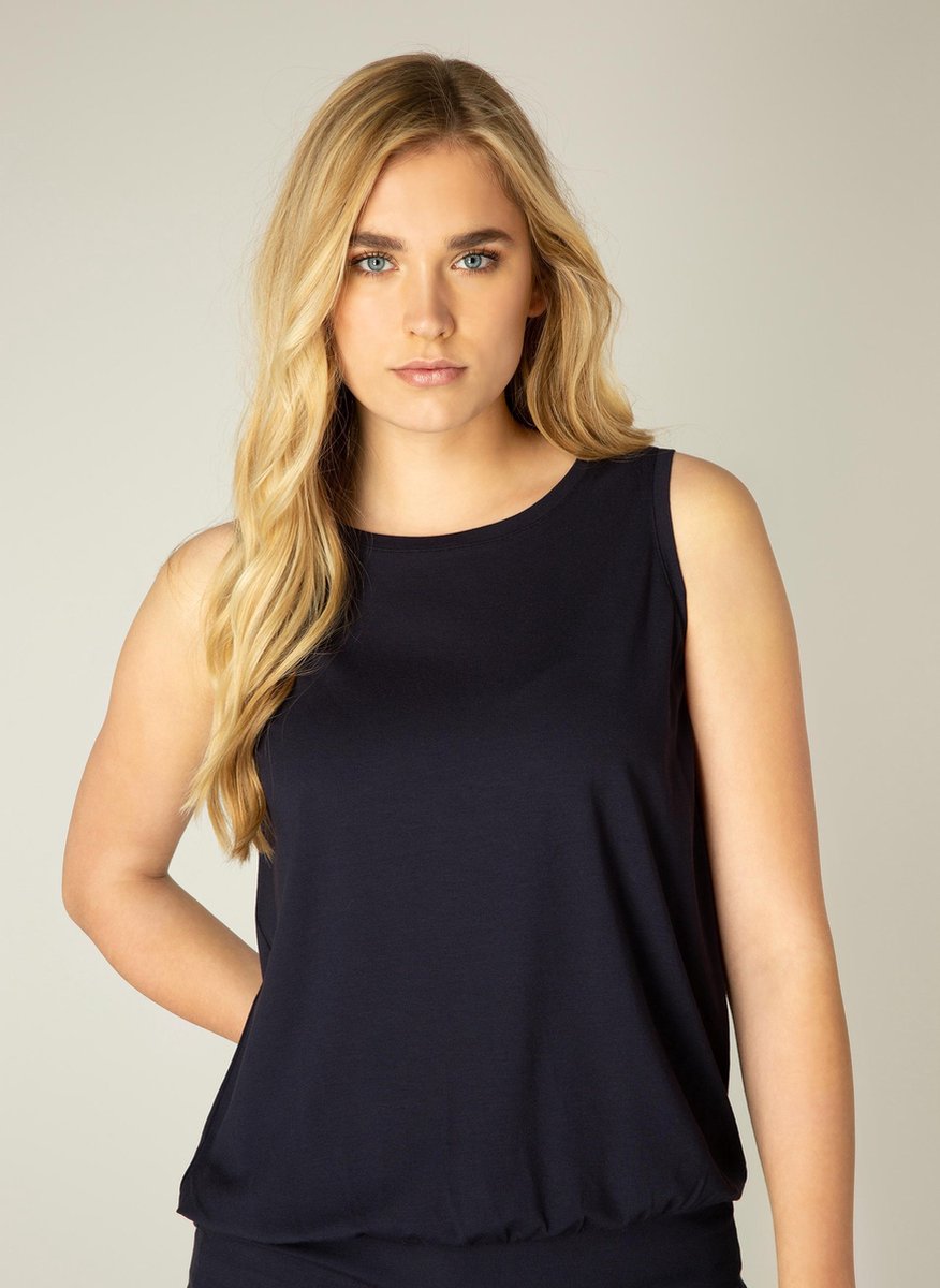 BASE LEVEL Yasmin Top - Dark Blue - maat 40