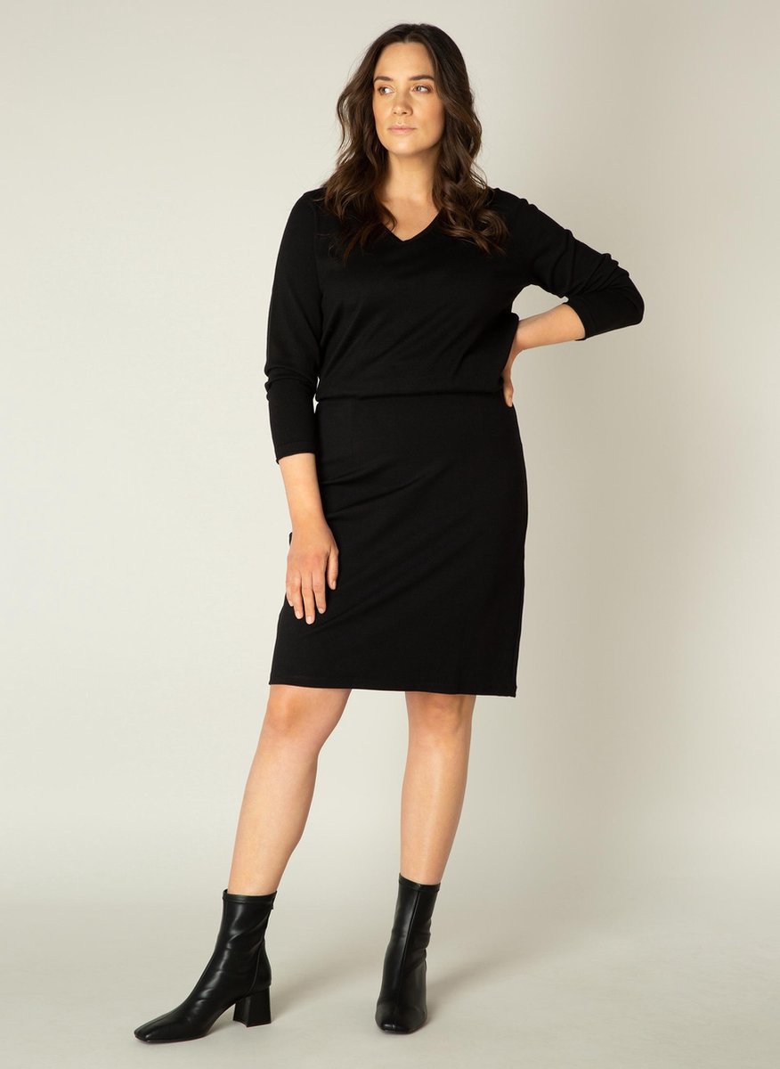 BASE LEVEL CURVY Amily Rok - Black - maat 5(58/60)