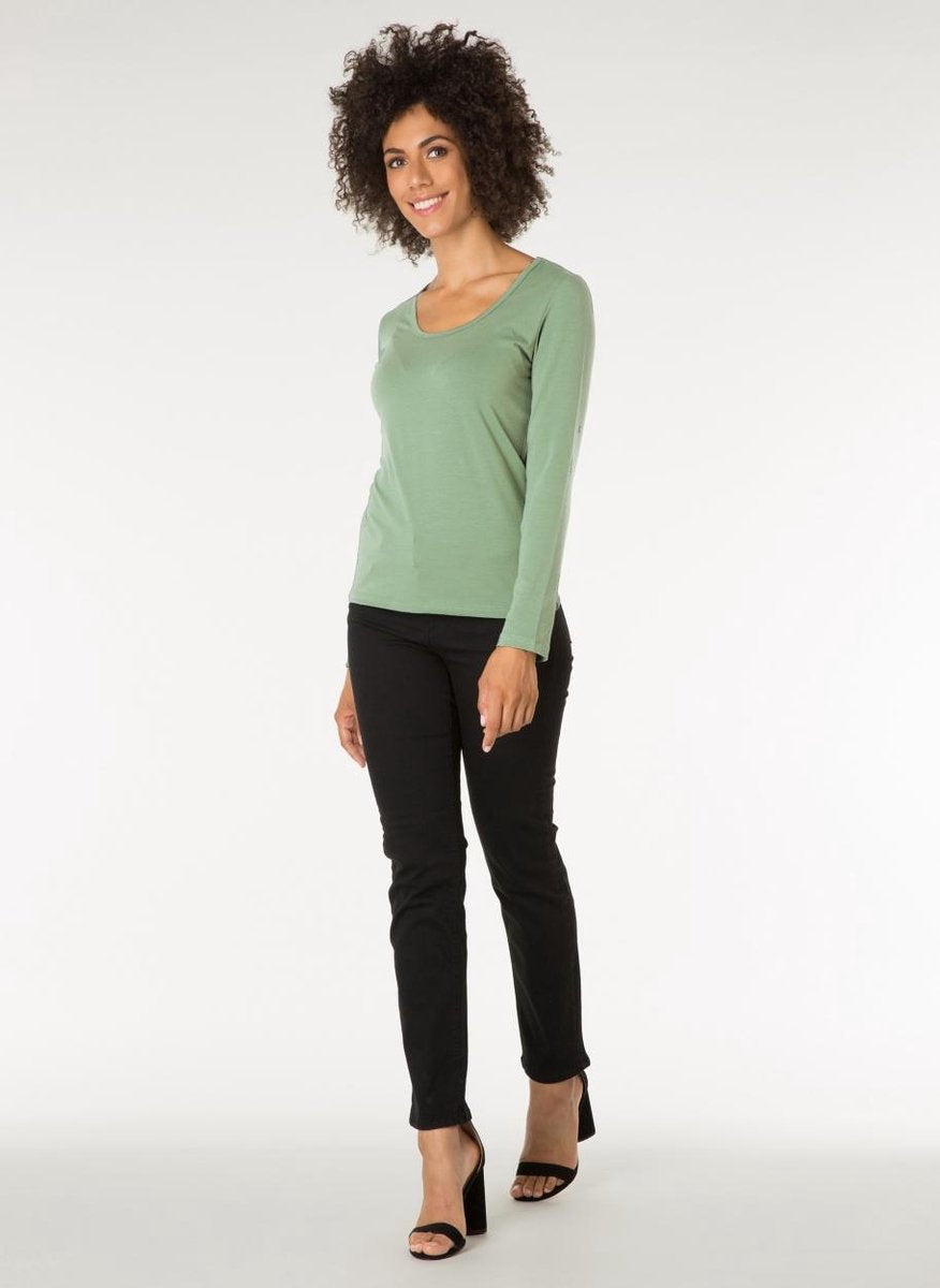 YEST Yamara T-shirt - Soft Olive - maat 44