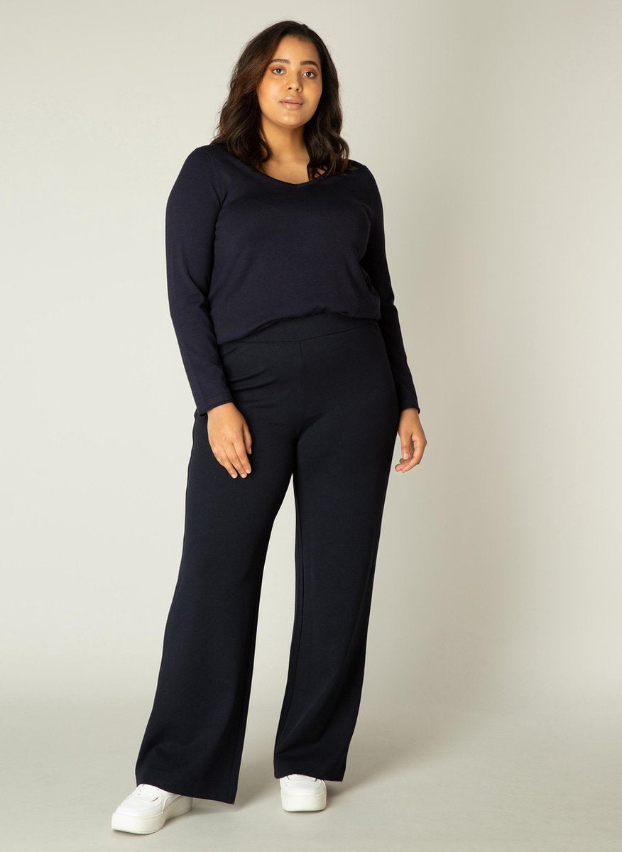 BASE LEVEL CURVY Arah Broek - Dark Blue - maat 1(48)
