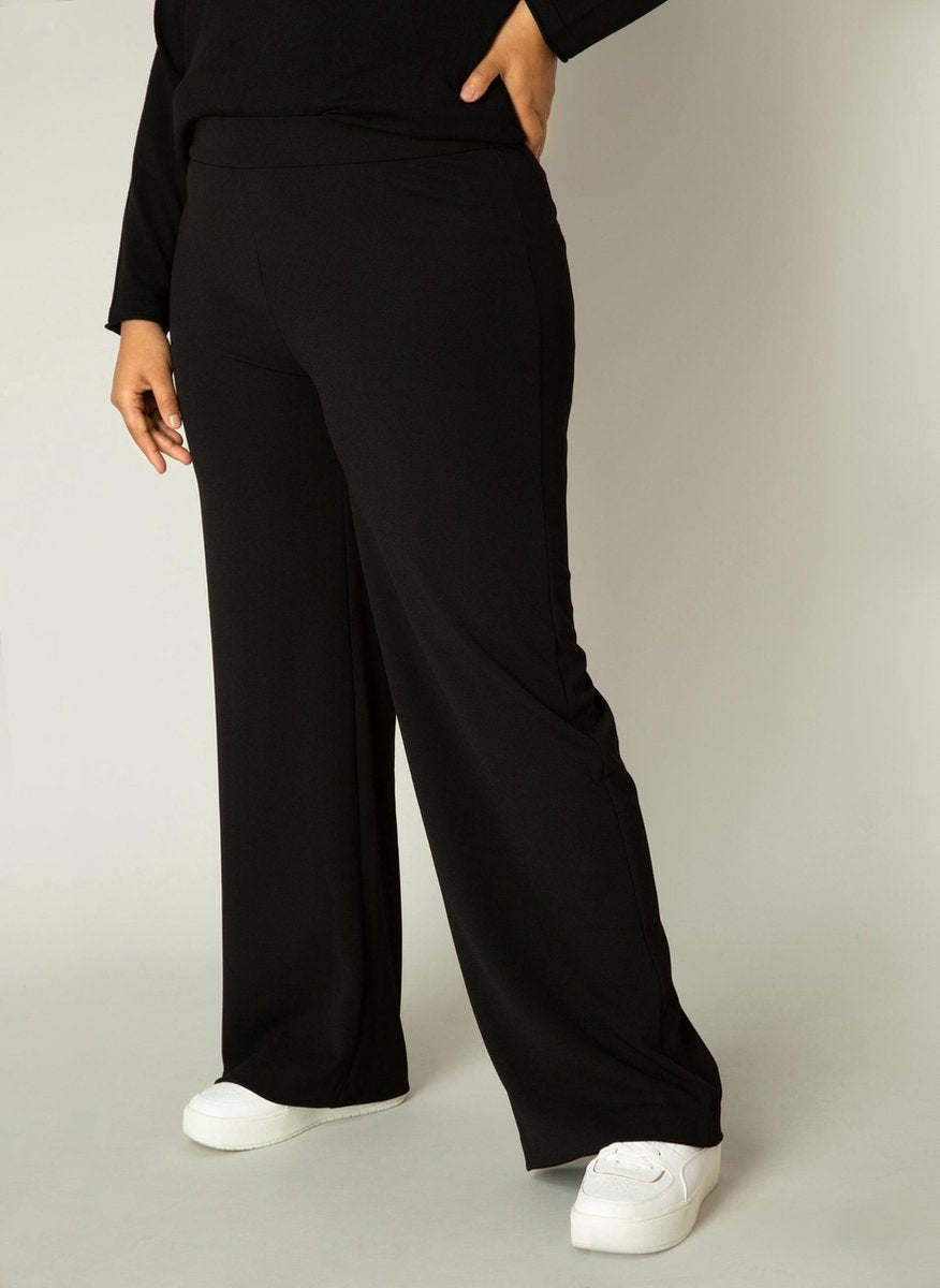 BASE LEVEL CURVY Arah Broek - Black - maat 0(46)