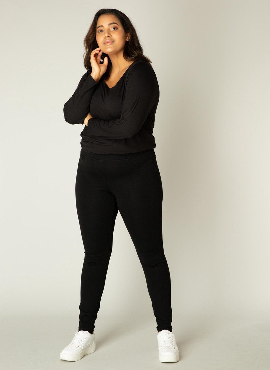 BASE LEVEL CURVY Arnika Tregging - Black - maat 2(50)