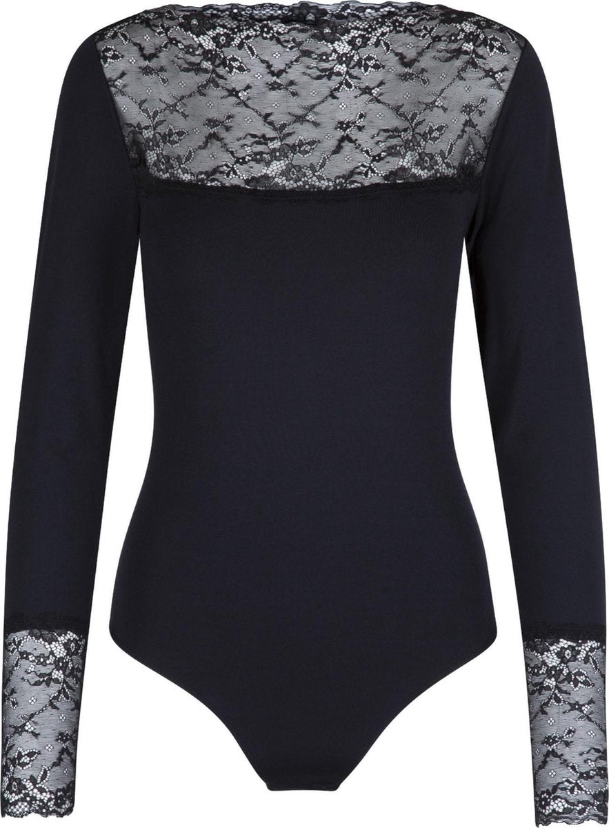 Laurel Body Met Kant