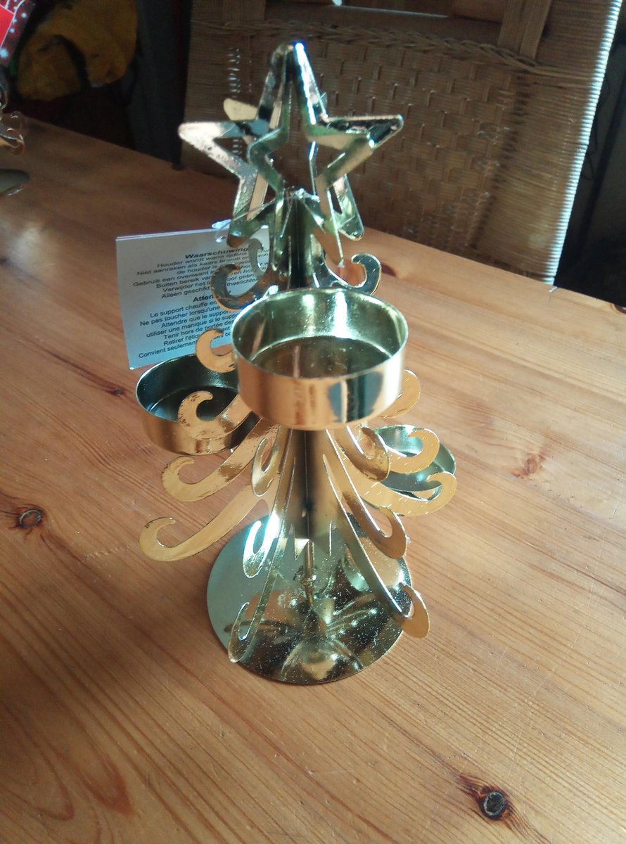 Metalen theelichthouder goud
