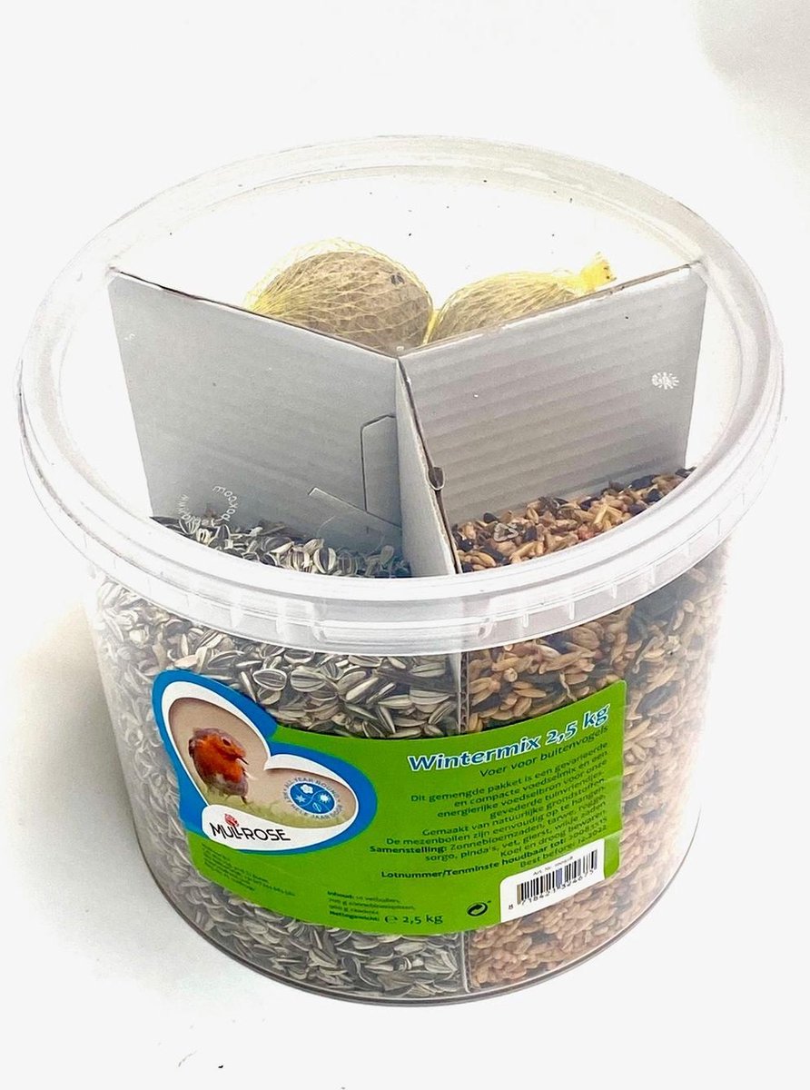 Wintermix voor vogels in emmer 2