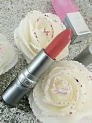 T Leclerc Lipstick Satin Regalbe Hydrates 42 Rose Divine Val