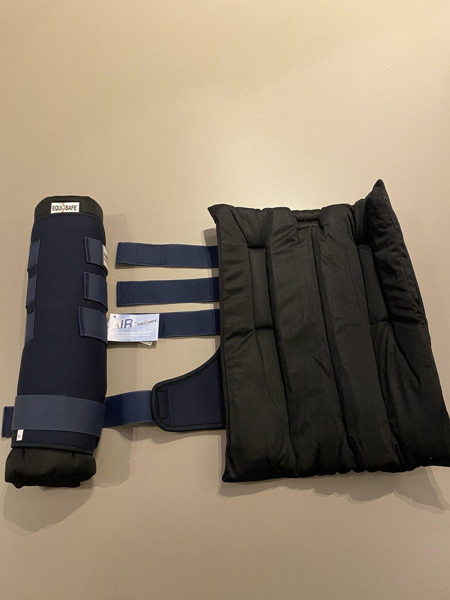 Equisafe transportbeschermer stalbeschermer paarden blauw zwart