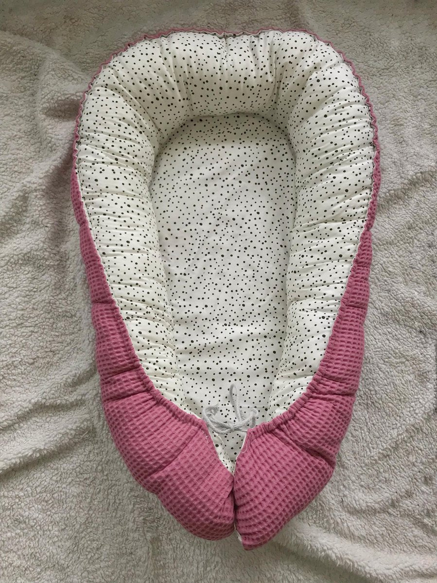 babynestje Blush| stippen
