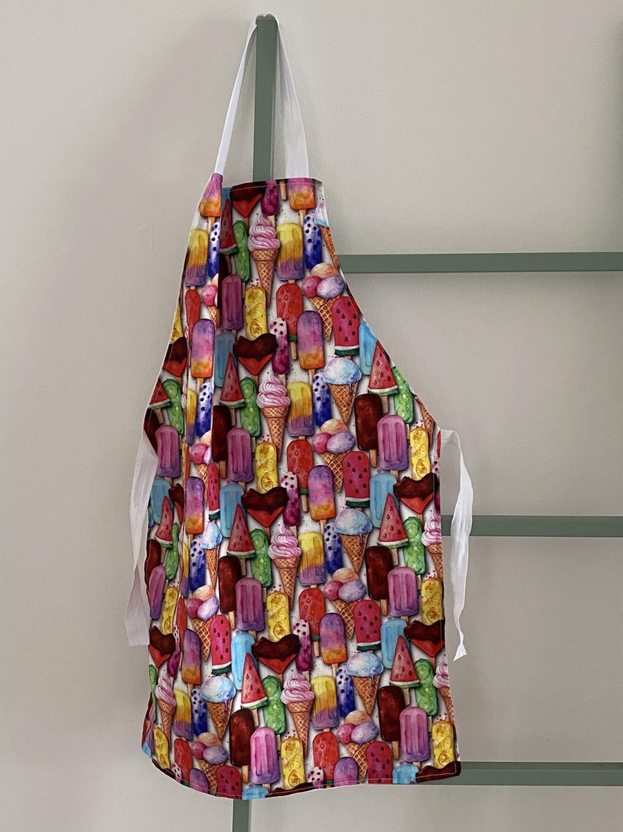 Kinderschort met ijsjes - keuken accessoires - keuken speelgoed - koken