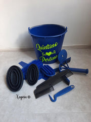 10 Delig gepersonaliseerde Blauwe poets emmer- manenkam-zweetmes-bitringen-roskam-paardekam-hoefkrabber-Glitter-NEON- Pony-Paard- poetsen-Blauw