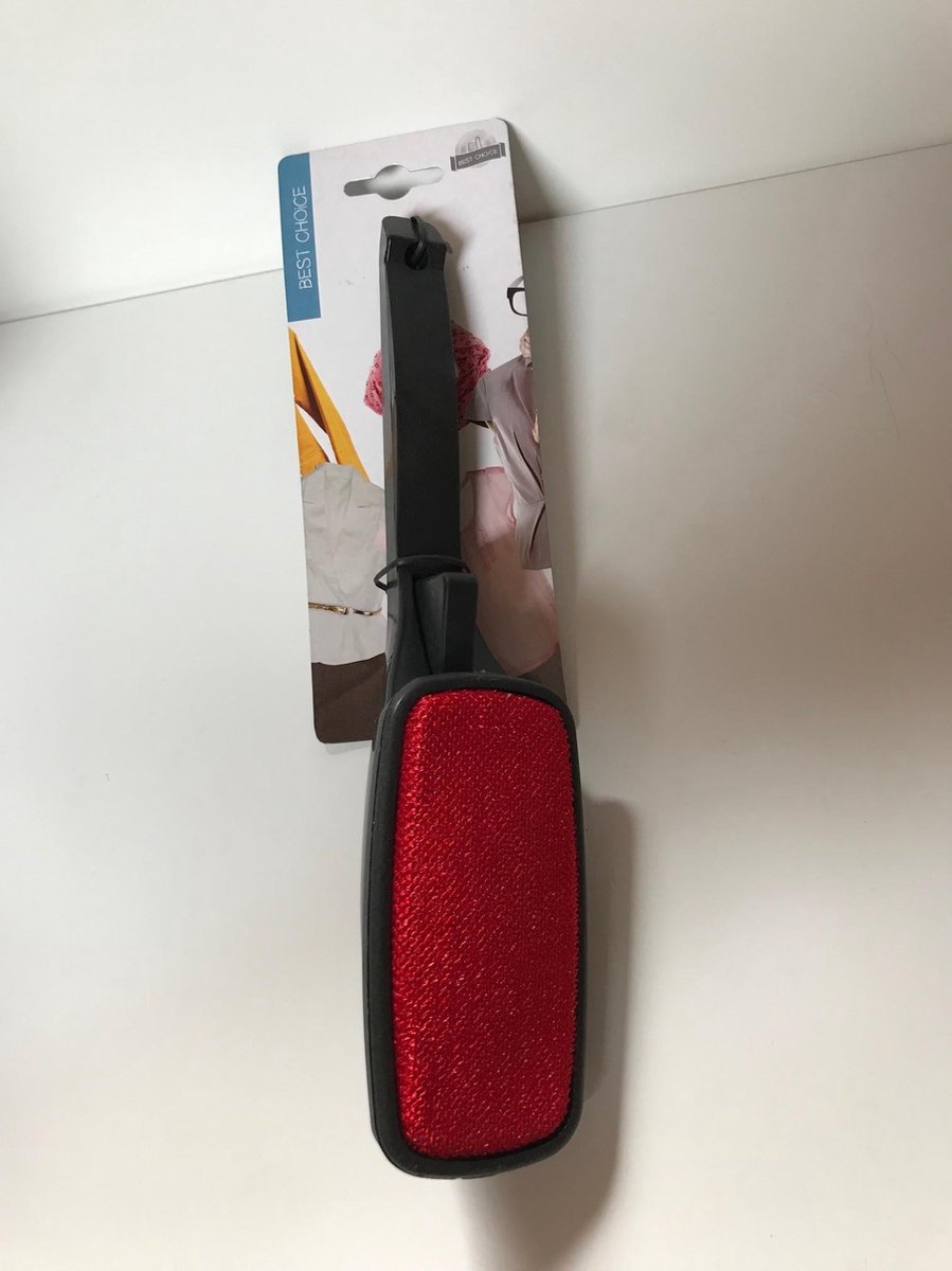 Kleding borstel rood - pluizenborstel