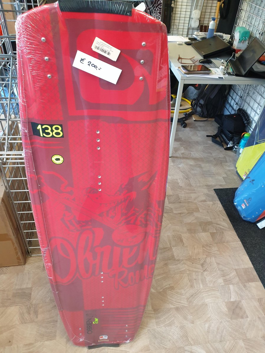 O'Brien wakeboard Rome 138