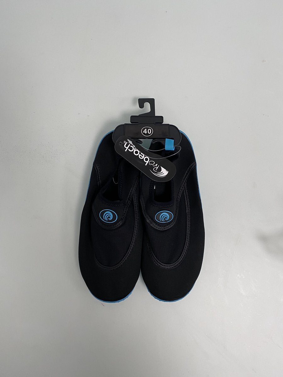 Blauwe waterschoenen (maat 40)