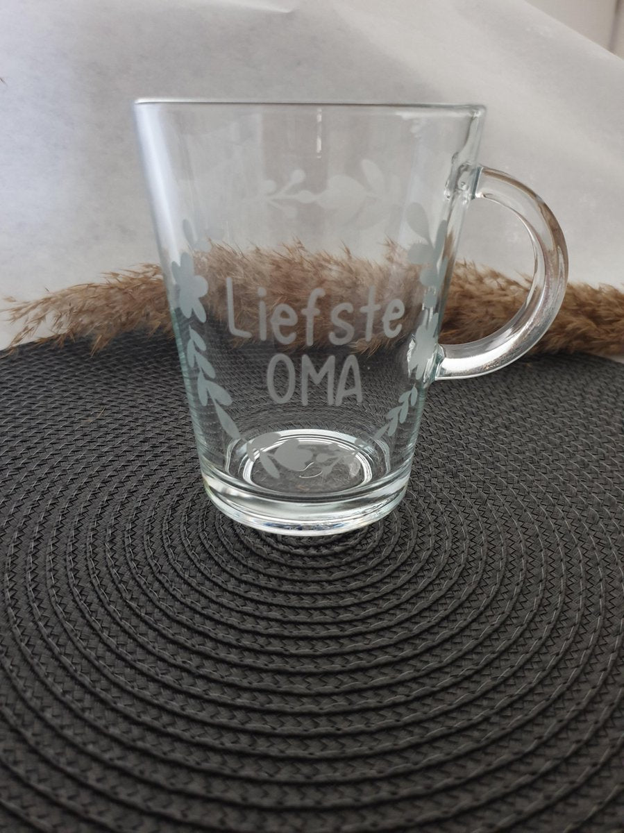 Precious beauty and more - Theeglas tekst liefste oma - Moederdagcadeau