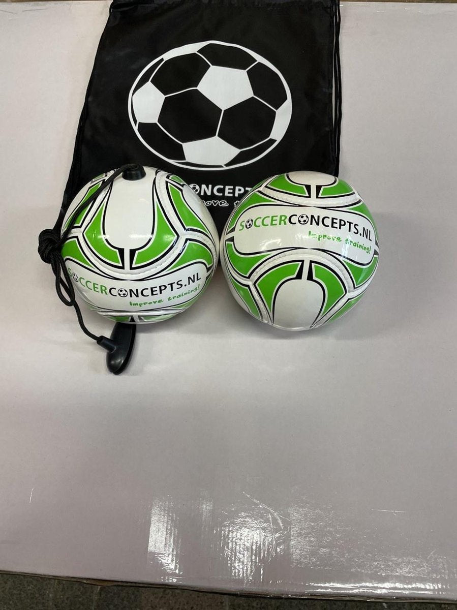 Mini Bal + Mini Soccer Bal aan koord - Voetbal - In draagtas - Maat 2