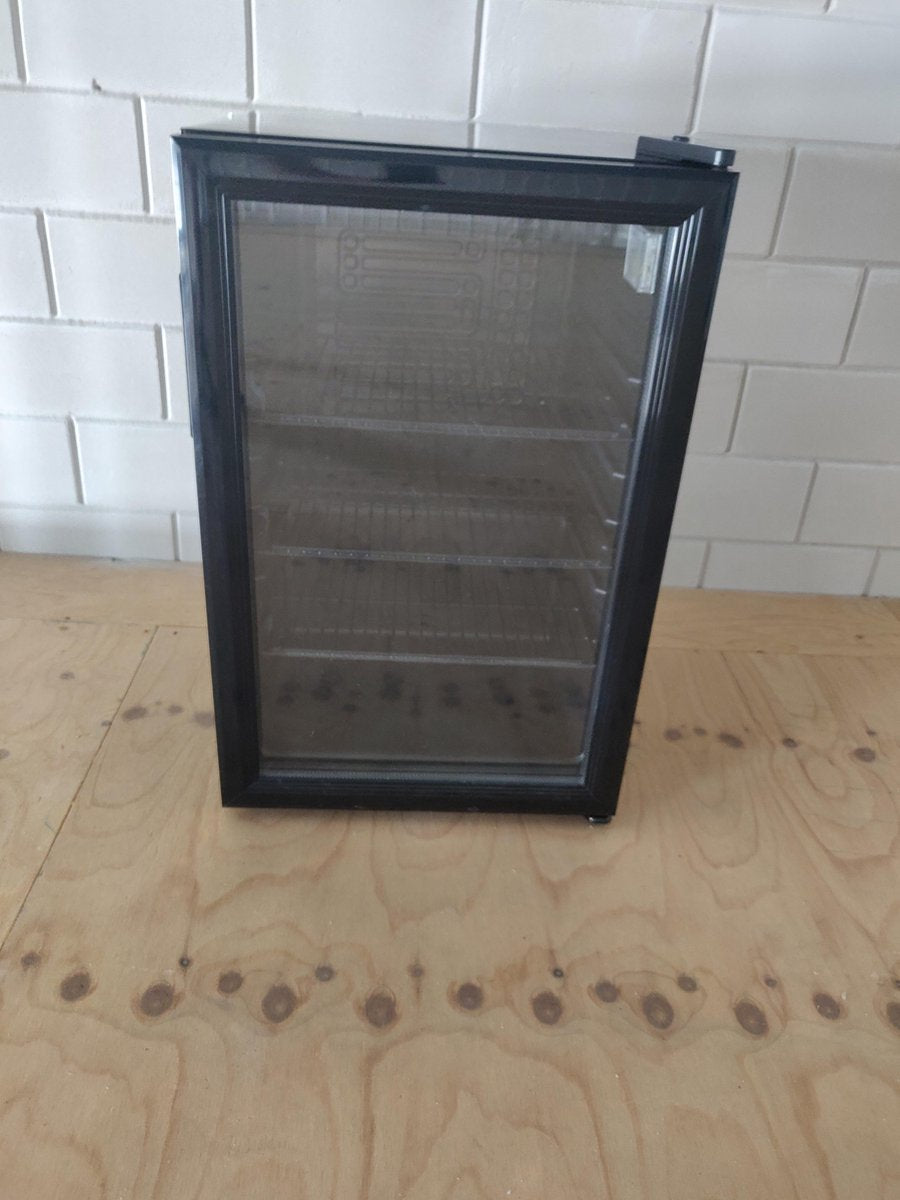 VDT minibar - koelkast - Horeca - 68 Liter - Glasdeur - Black Edition