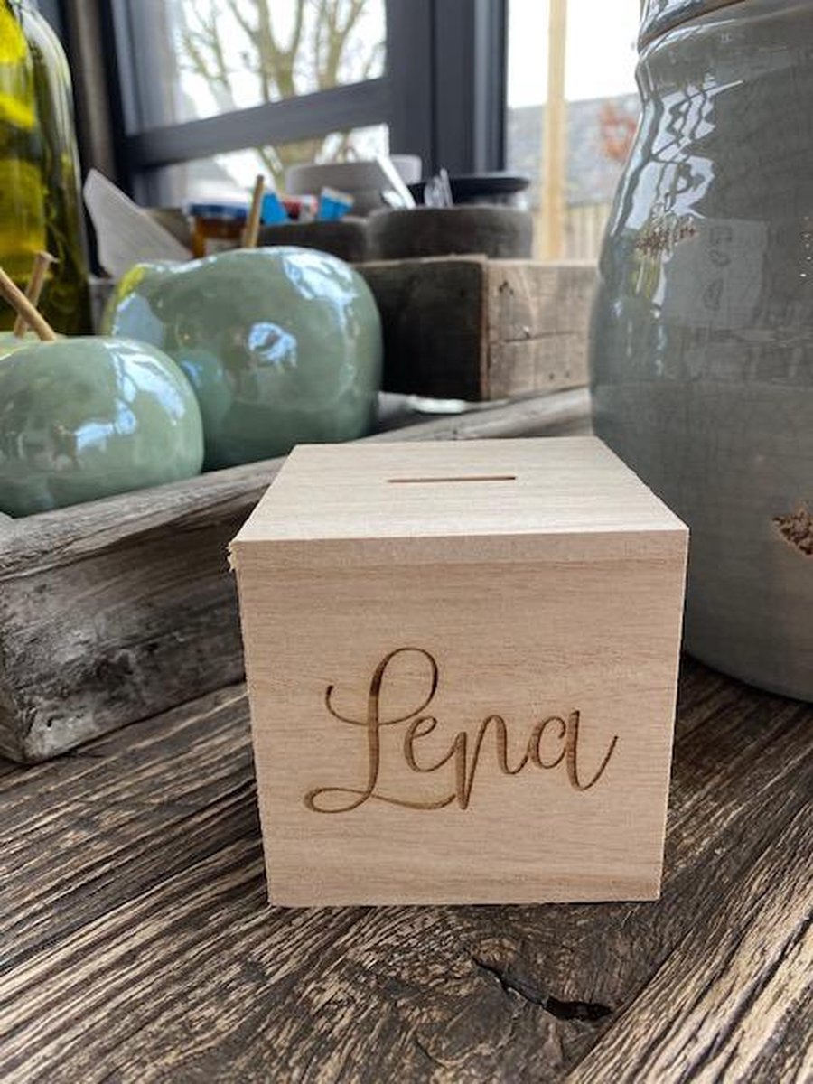 Houten spaarpot / Ook mogelijk met eigen tekst-naam-afbeelding / kraamcadeau / baby / fooienpotje / fooienpot /