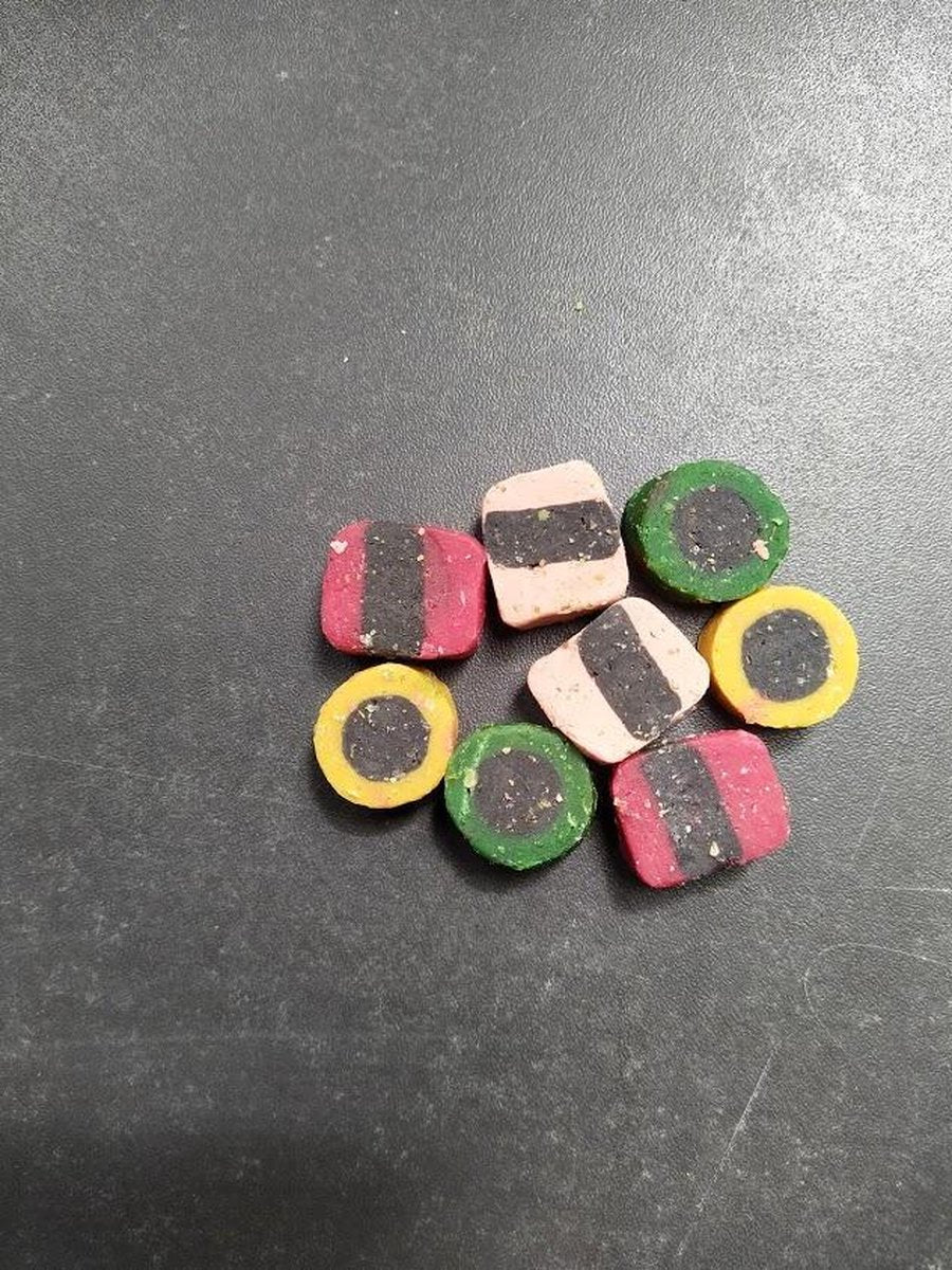 engels drop trainings snoepjes Minibones - Zachte snoepjes - Hondensnoepjes - Traktatie voor puppy 140gr x 10 in potjes van de snackmeester