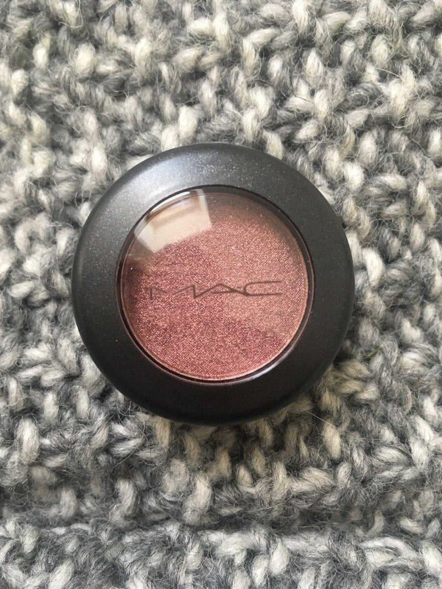 Mac Small Eye Shadow Veluxe