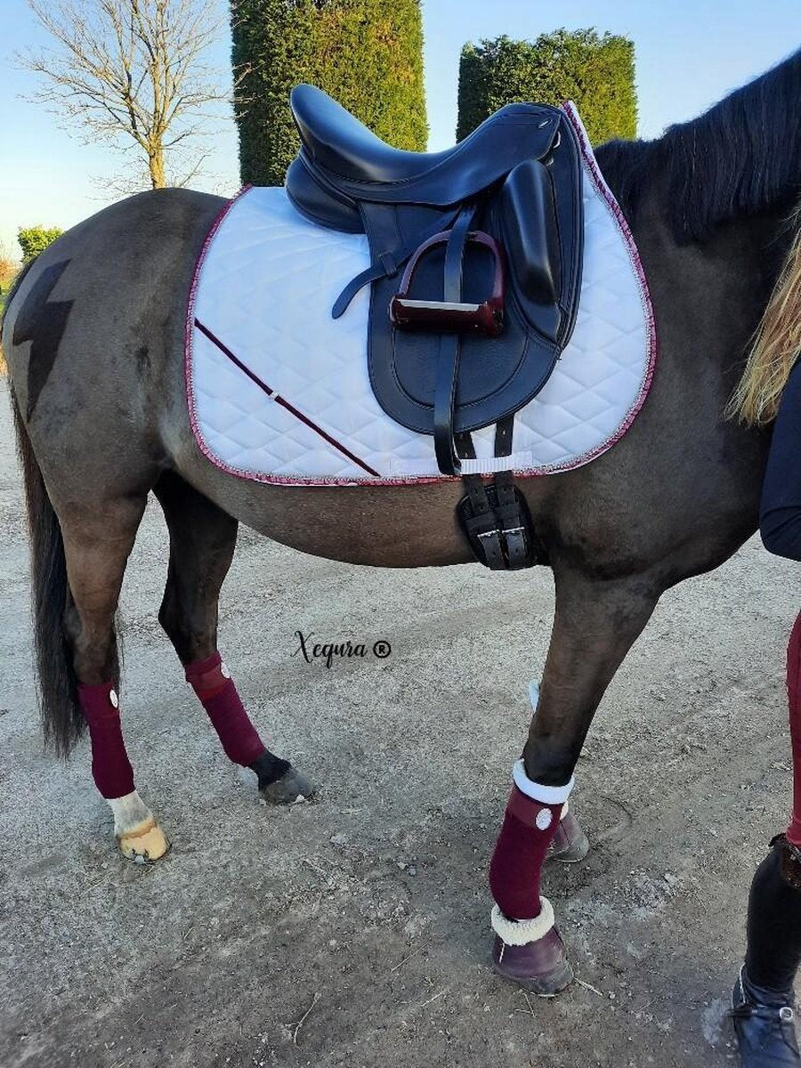 Veelzijdigheid zadeldek Bordeaux - PONY - Dekje- Handmade - Bordeaux - Wit - Wedstrijd - Paard - pony - dressuur - springen