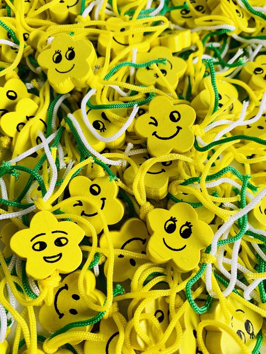 Gelukspoppetjes Gelukshangers Smileys  50 stuks geluksbrenger