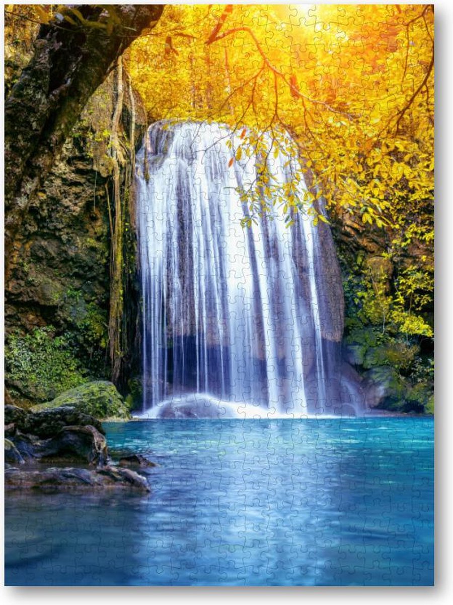 Oase aan waterval - Erawan waterval in de herfst