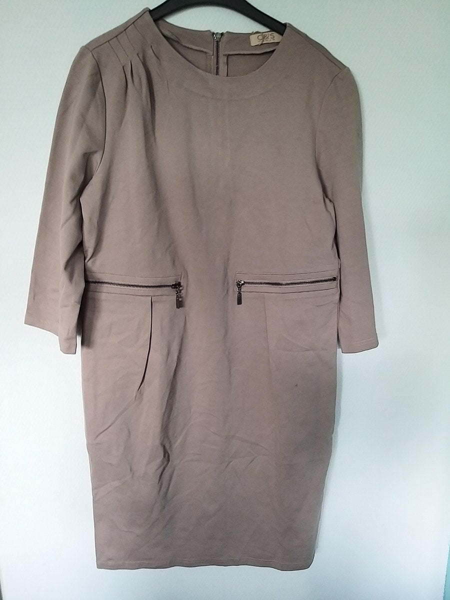 Jurk - C&S Paris - 3 kwart mouw - bruin