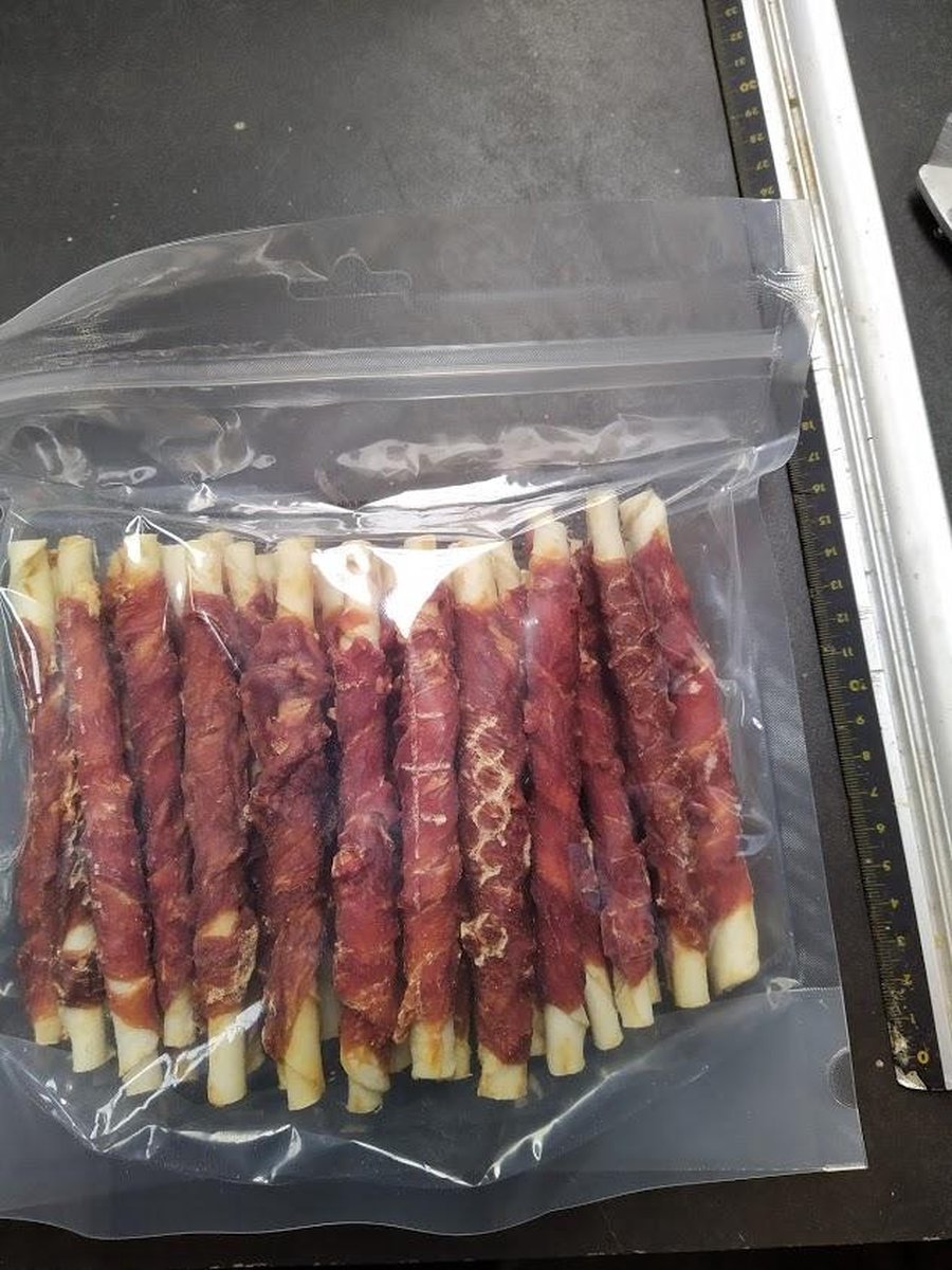 Eendfilet rol sticks staafjes staaf combo's rawhide runderhuid 12cm 500gr van de snackmeester eend filet