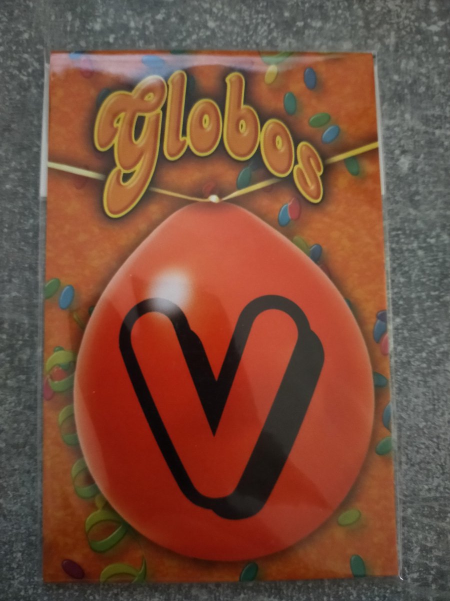 Ballon Letter V