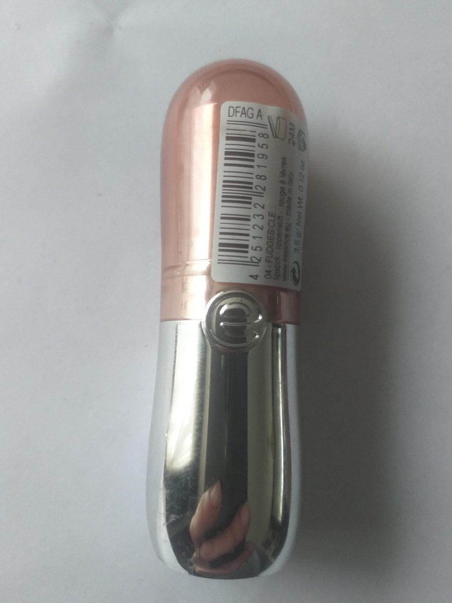 Essence lipstick colour up! shine on! #04 fudgesicle