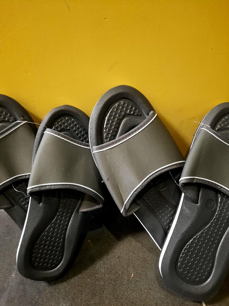 sauna slippers voor hem en haar maat 38/39 en 42/43