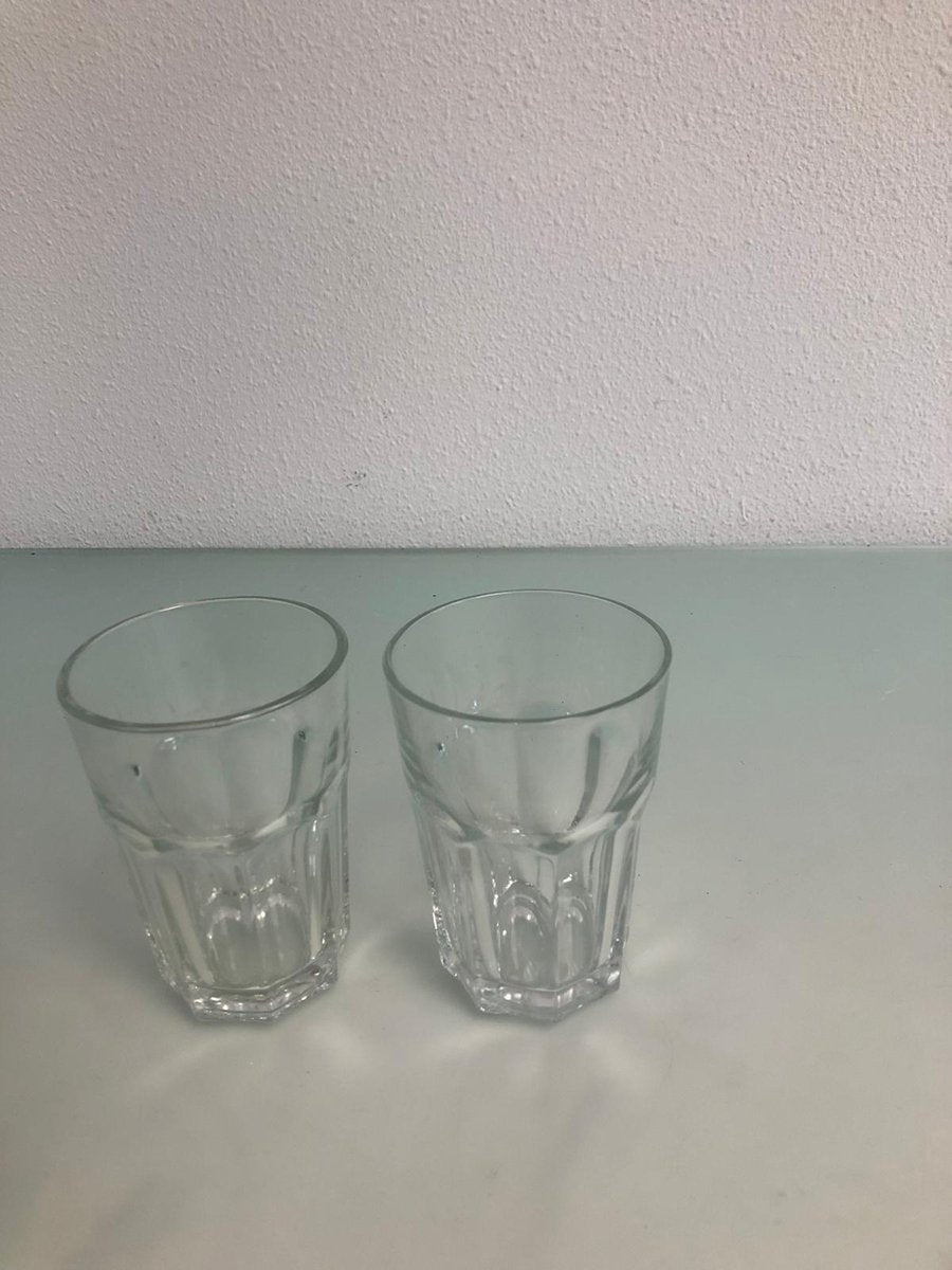 2 mooie doorzichtige water glazen
