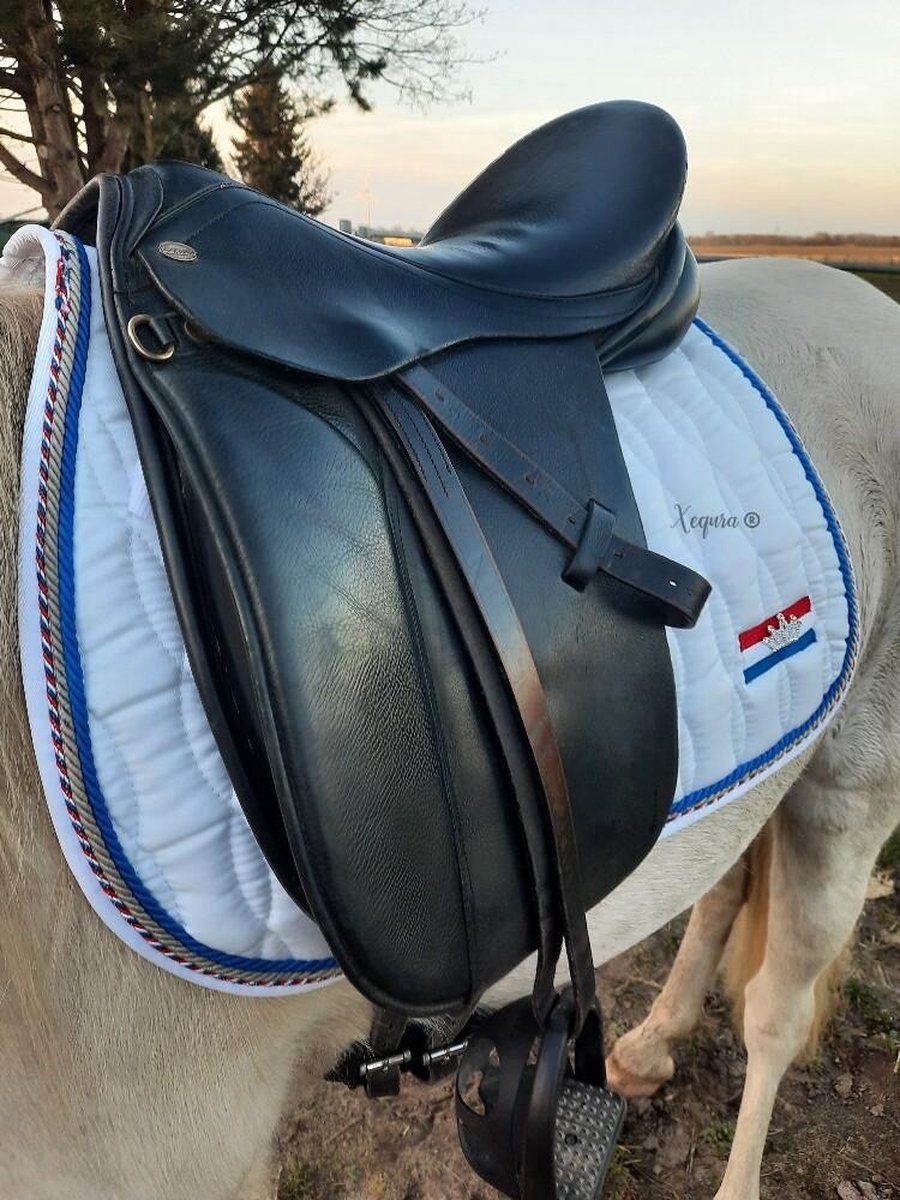Veelzijdigheid zadeldek Rood/Wit/Blauw - PONY   - Dekje- Handmade - Rood - Wit - Blauw - Wedstrijd - Paard - pony - dressuur - springen