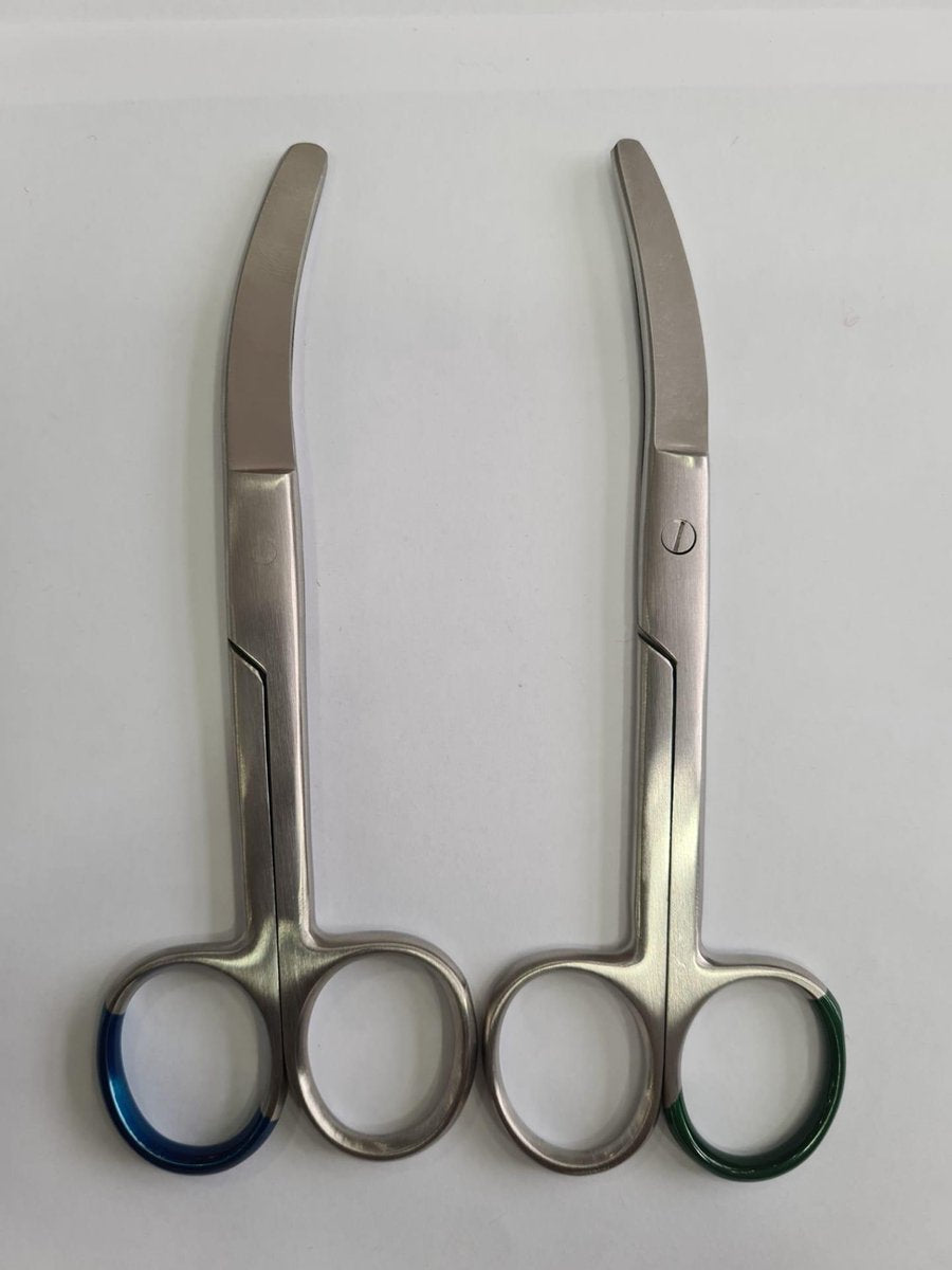 Belux Surgical / 2 x Chirurgische schaar gebogen stomp/ stomp 14 cm RVS
