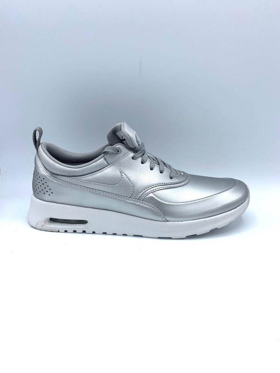 Wmns Nike Air Max Thea Maat 43