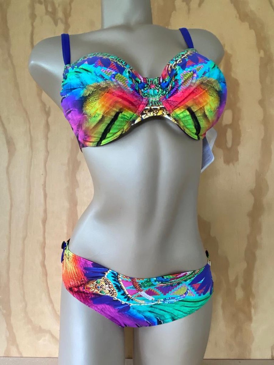 Sunflair beugelbikini met verstelbare cup maat 40E