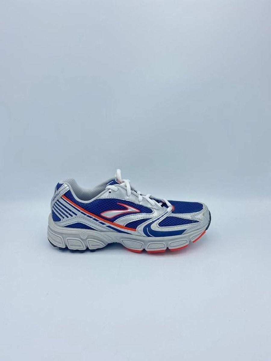 Brooks Maat 37