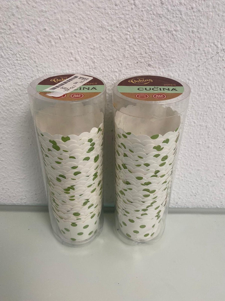 La Cucina: cakevormpjes met patroon (groene stippen) - set van 2 keer 25 stuks (geschikt in oven)