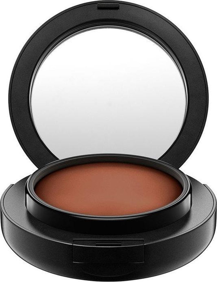 MAC Studio Tech Foundation Kleur: NW50