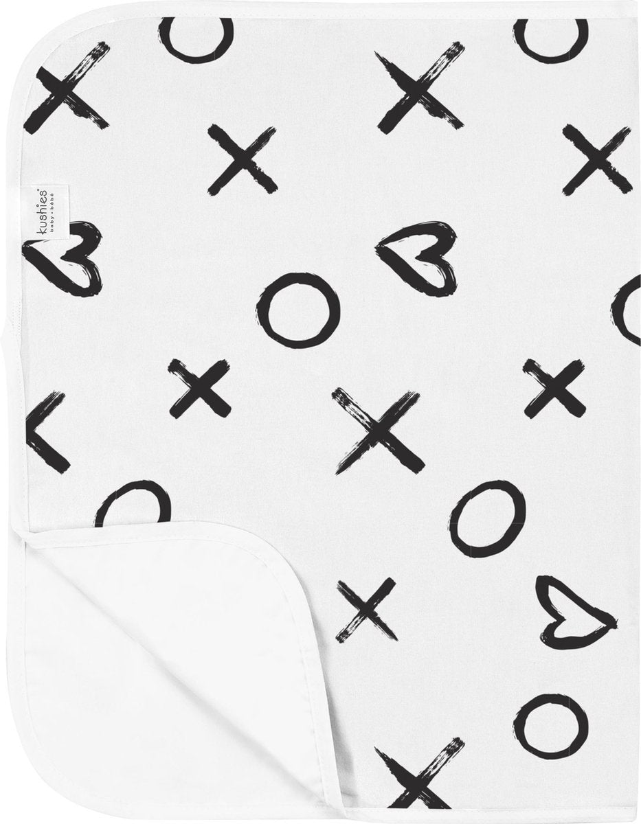 Kushies - Verschoonmatje - Changing pad - XO Black & White