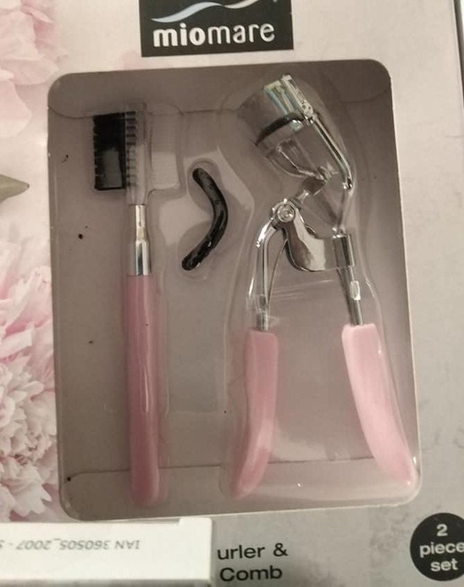lichtroze/ cadeau voor de Best Friend/ set 6 stuks/ Kabuki brush 100% synthetisch/ Facial cleansing brush 2  in 1/ eyelash curler  eyebrow  comb/ set of tweezers/  set eyebrow brush  nail scissors