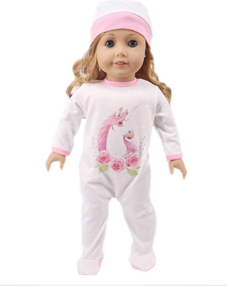 Dolldreams | Poppenkleding - Wit boxpakje/pyjama met roze eenhoorn + mutsje - Onesie voor Baby born