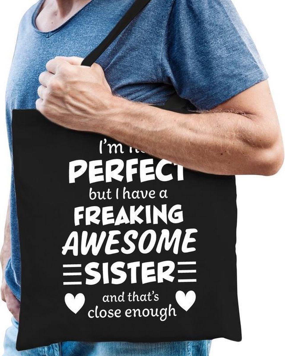 Freaking awesome sister / geweldige zus cadeau tas zwart voor heren - kado tas / tasje / shopper