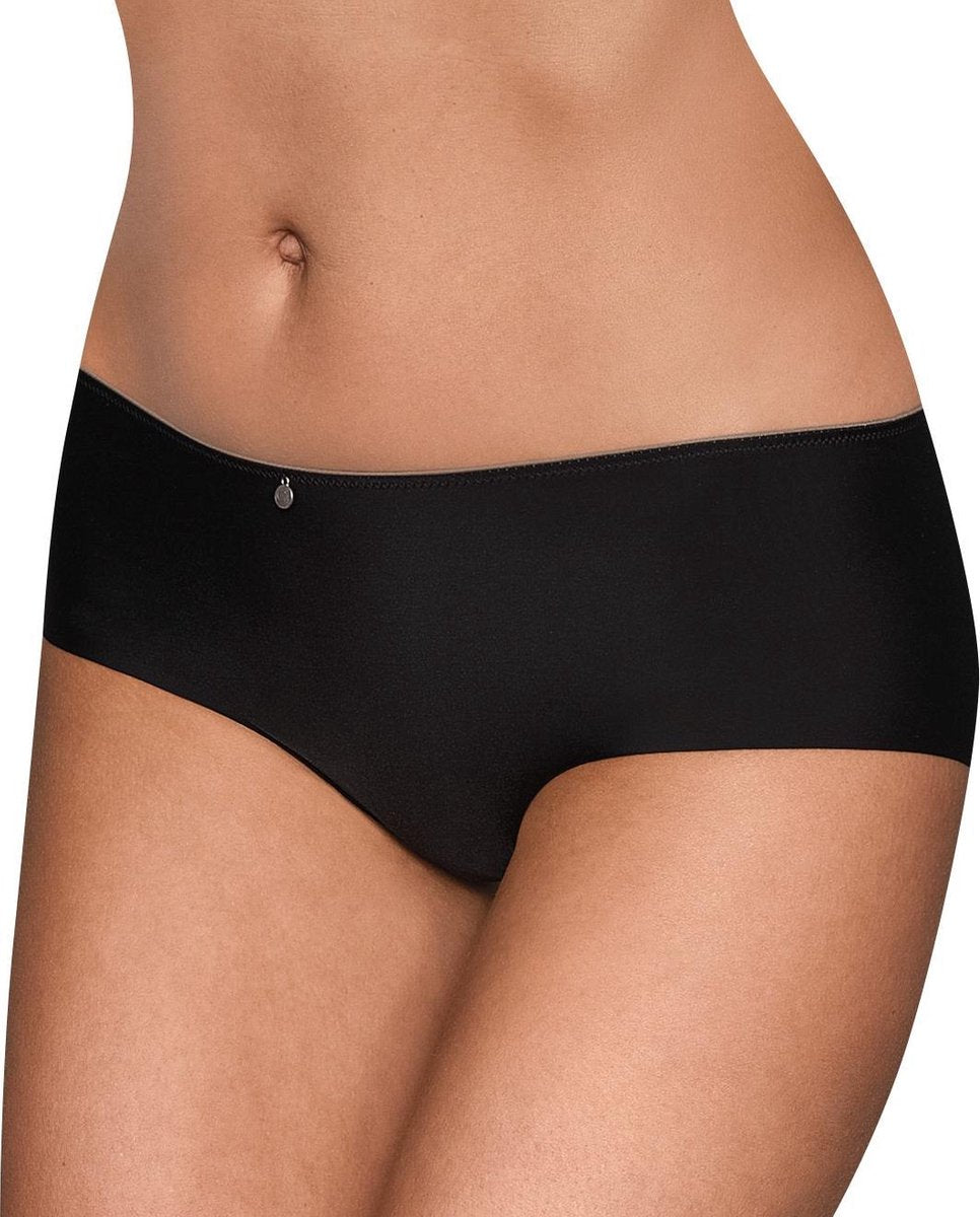 Pure Feeling Short 814810 004 Black