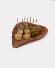Olivieu ~ Cardieu ~ 17 cm ~ Olijfhouten / Houten Schaaltje Hartvormig ~   Duurzame Schaal ~ Snacks ~ Fruit - Uniek Cadeau